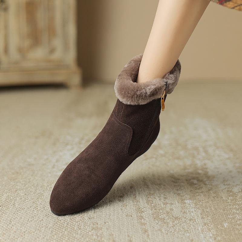 

Cotton shoes women s winter velvet snow boots women s thickened warm fur short boots women s Northeast 35 темно-коричневого