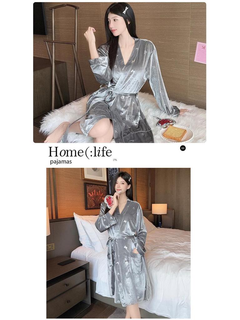 Women's Gold Velvet Long Sleeve Nightgown with Butterfly Print - Hotel Style Bathrobe for Autumn and Winter