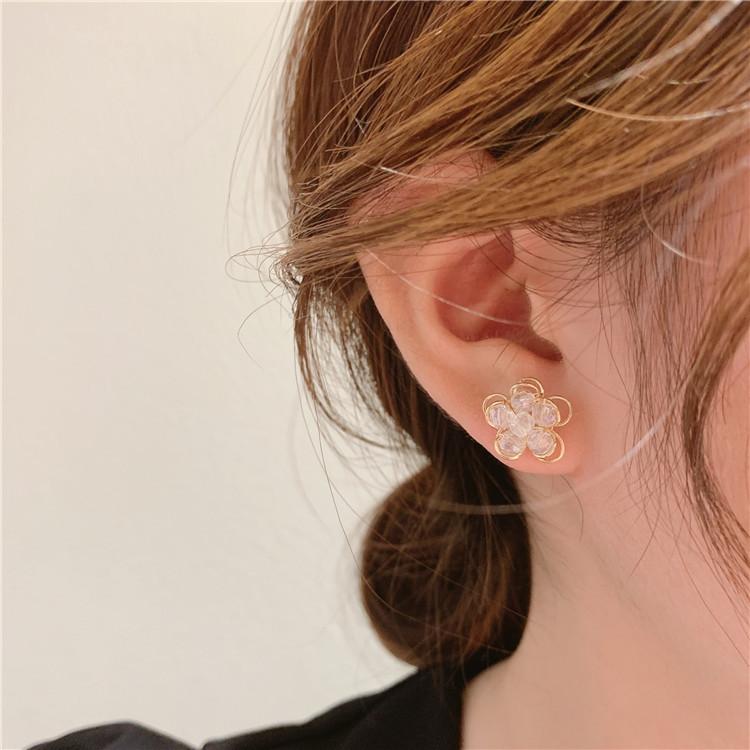 Silver Needle Transparent Crystal Flower Earrings Women's Simple Versatile Temperament Earrings Personalized Fashion Earrings
