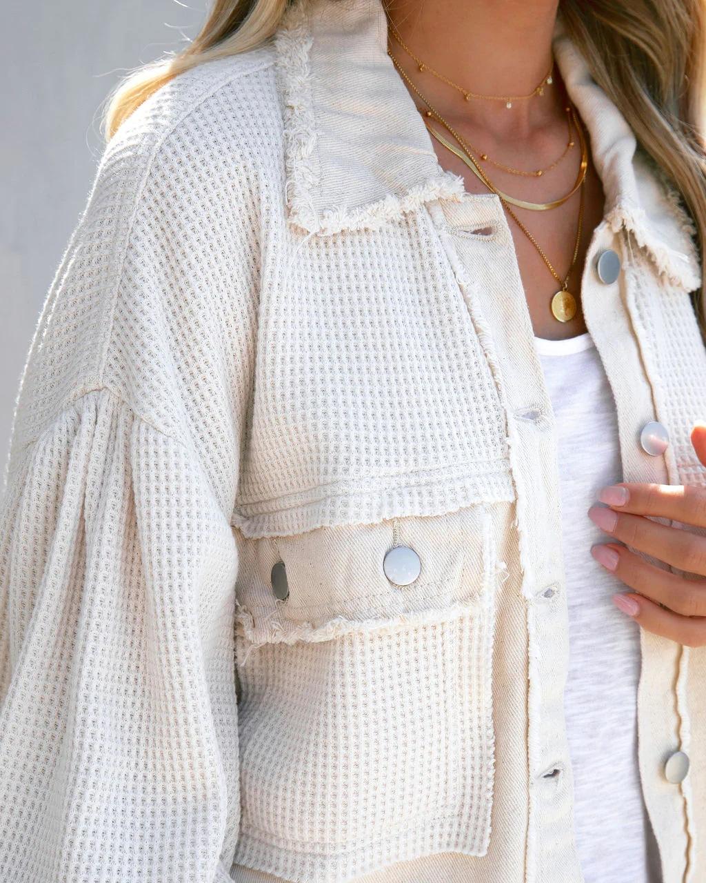 

Женская укороченная куртка колор-блок с необработанным краем и карманами светло-зеленого и бежевого цвета XL