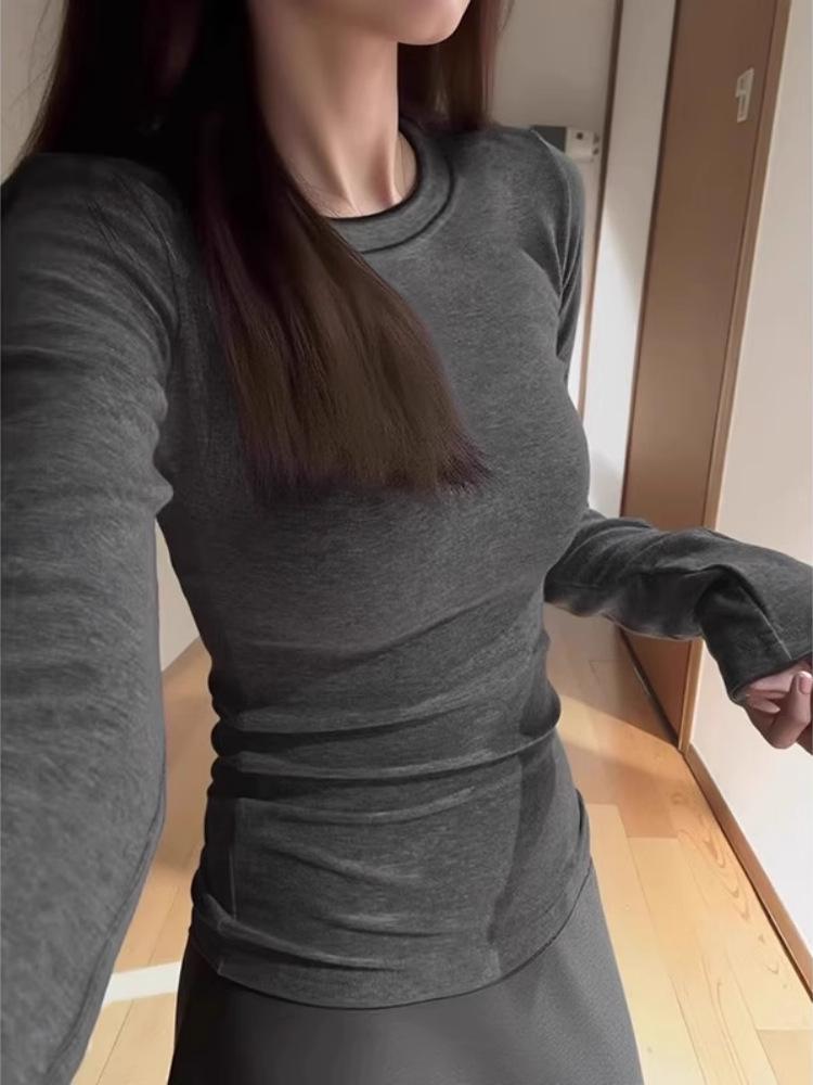 

New Korean Style Grey Fleece Long Sleeve T-shirt for Women - Waist-Cinching, Slimming, Autumn/Winter Collection. S for 70-90 jin