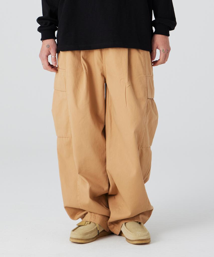 AOTT Single-Pleat Wide Cargo Pants Beige