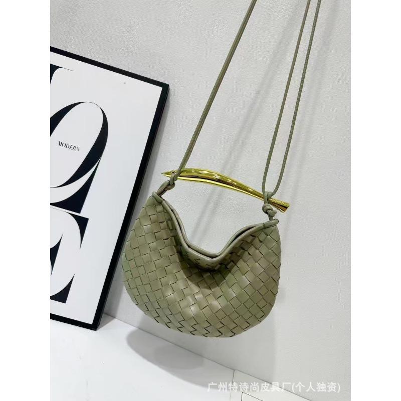 New Niche Sardines Handwoven Bag Hand-carried Dumpling Bag Casual Versatile Portable Shoulder Messenger Bag