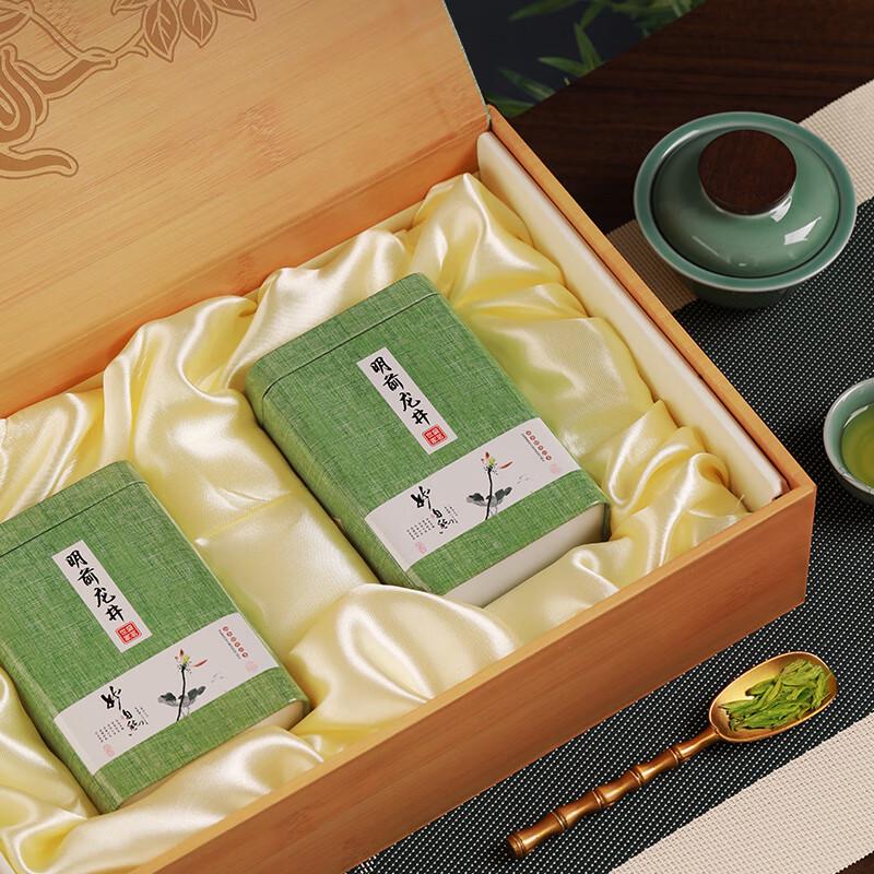 Shengming Shijia Premium Pre-Qingming Longjing Green Tea Gift Box