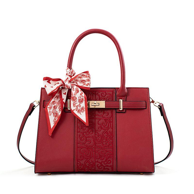 

Pinio Style Red Handbag Bride Embroider Embroider Red Kelly