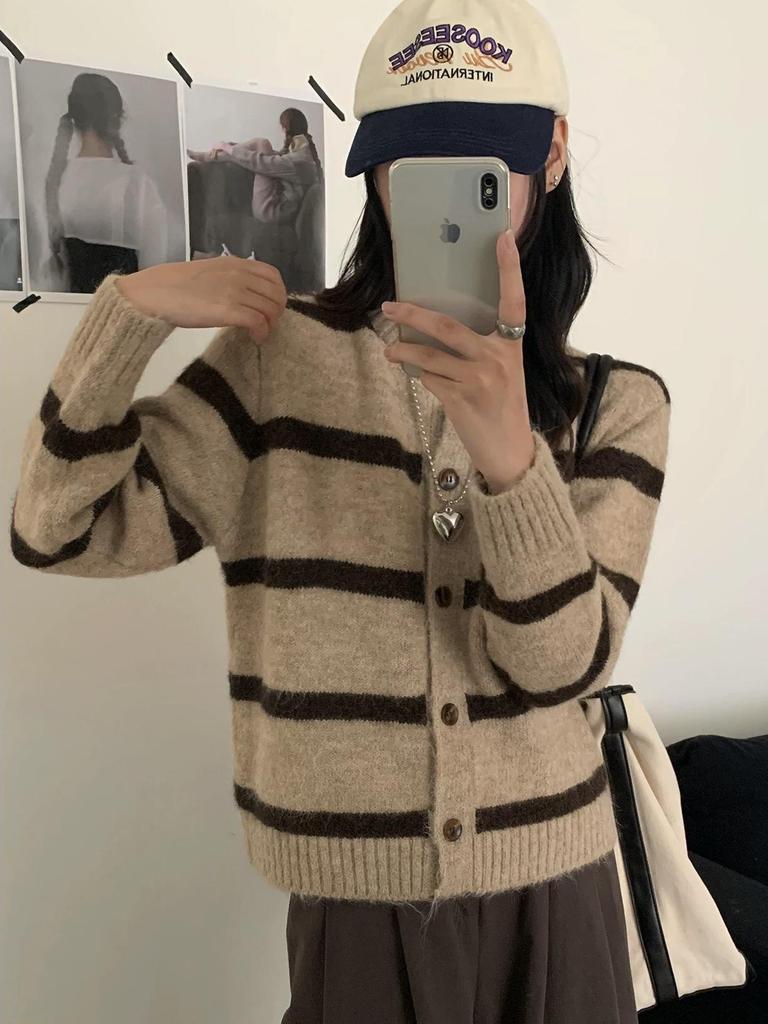Striped Contrast Casual Round Neck Knit Cardigan Sweater - Versatile Autumn Winter Fashion for Women