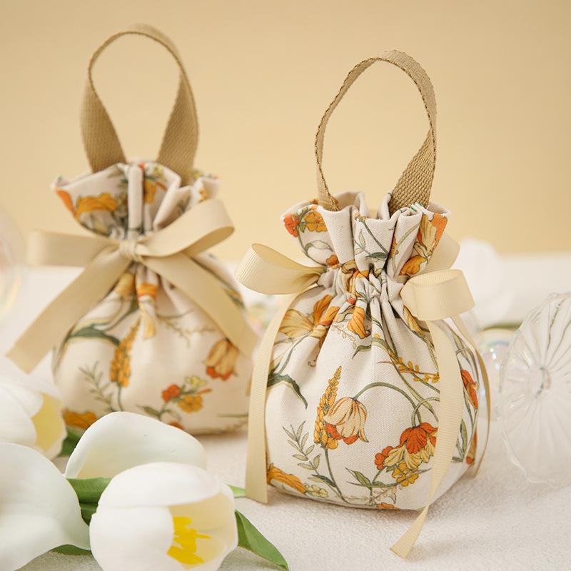10/20/30Pcs New Christmas Candy Bags Portable Canvas Gift Bag Party Wedding Goodie Packing Box Red Handheld Gift Storage Bags