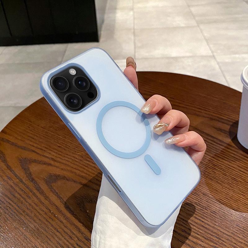 Applicable to iPhone17PROMAX mobile phone case, ice mist magnetic suction ultra-thin matte PC Apple 16E/15 hard defense 11/X