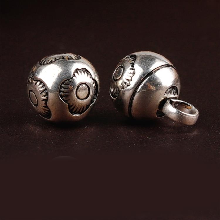 Handcrafting Solid Metal Silvering Bead Button for Chinese Cheongsam Traditional Carved Bead Buckle Clothing Accessories