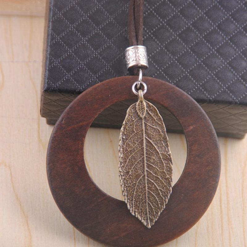

Long Sweater Retro Wood Necklace Female Accessories Necklace Gift Cotton Linen Ethnic Style Rope Pendant Necklace Chain Wholesale