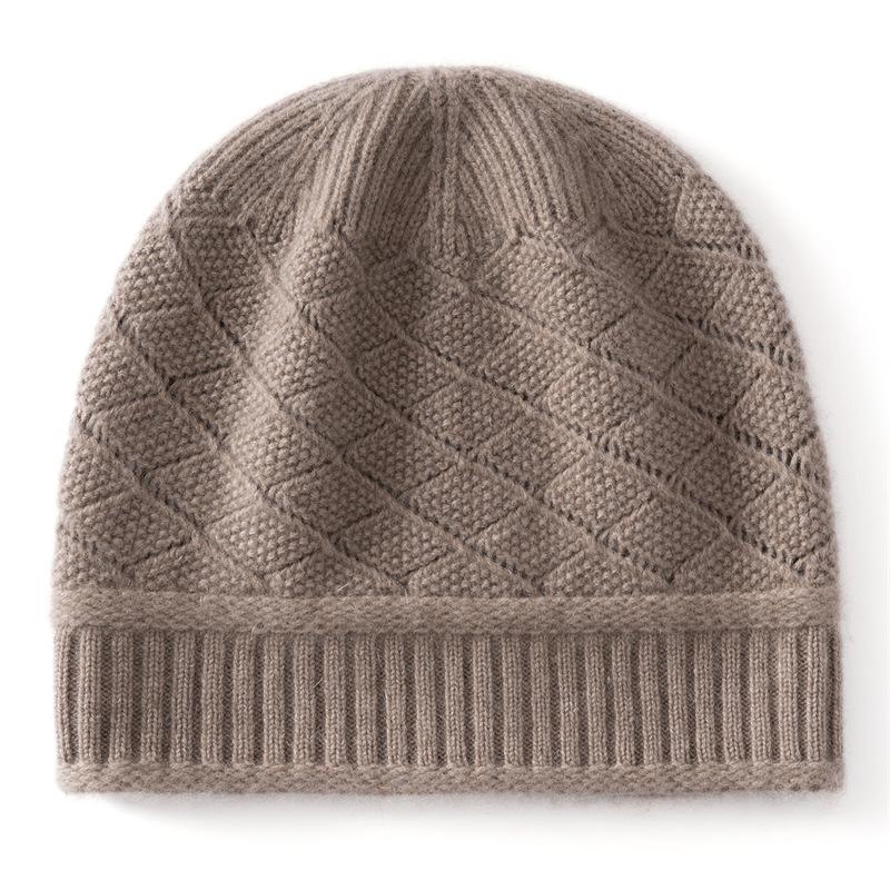 Customized Autumn and Winter New Cashmere Blended Dome Men's and Women's Warm Knitted Hats Are In Stock.