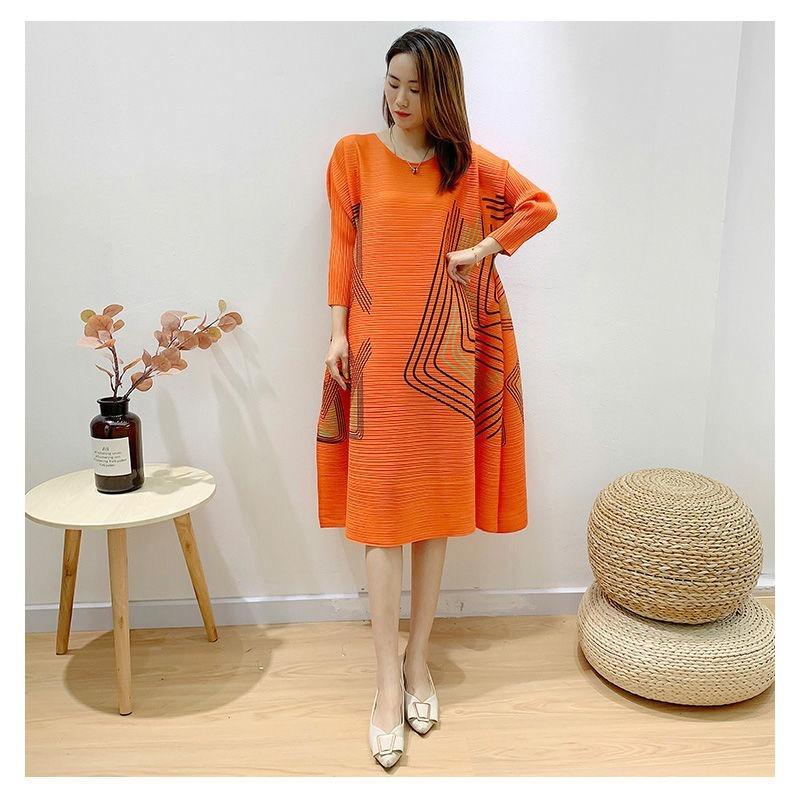 Orange Kleid Falten Frühling Neuer Stil 2022 Der ausländische Stil ist eine dünne und lockere koreanische Version