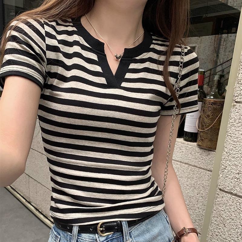 

Spice Girl Striped Contrast Color Half Open Neck Front Shoulder Short Sleeve T-Shirt Women s Summer New Slim Skinny Versatile Top XXL чорний