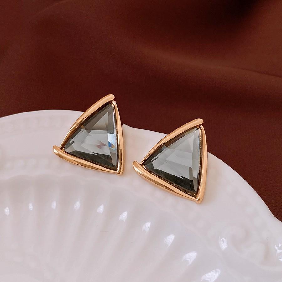 Cercei Stud Triunghi Diamant Acul de Argint - Design Retro de Lux Lejer