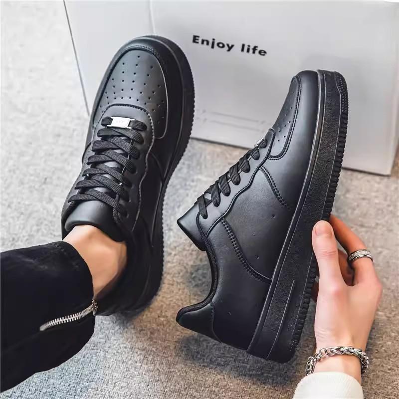 Little white shoes women's 2025 new couple men's shoes flat-soled sports and leisure shoes soft soles popular versatile board shoes light