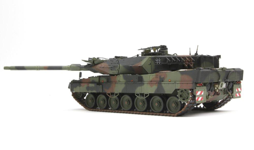 Meng Model German Army German Main Battle Tank Leopard 2 A7 Plastic Model MTS027 1/35