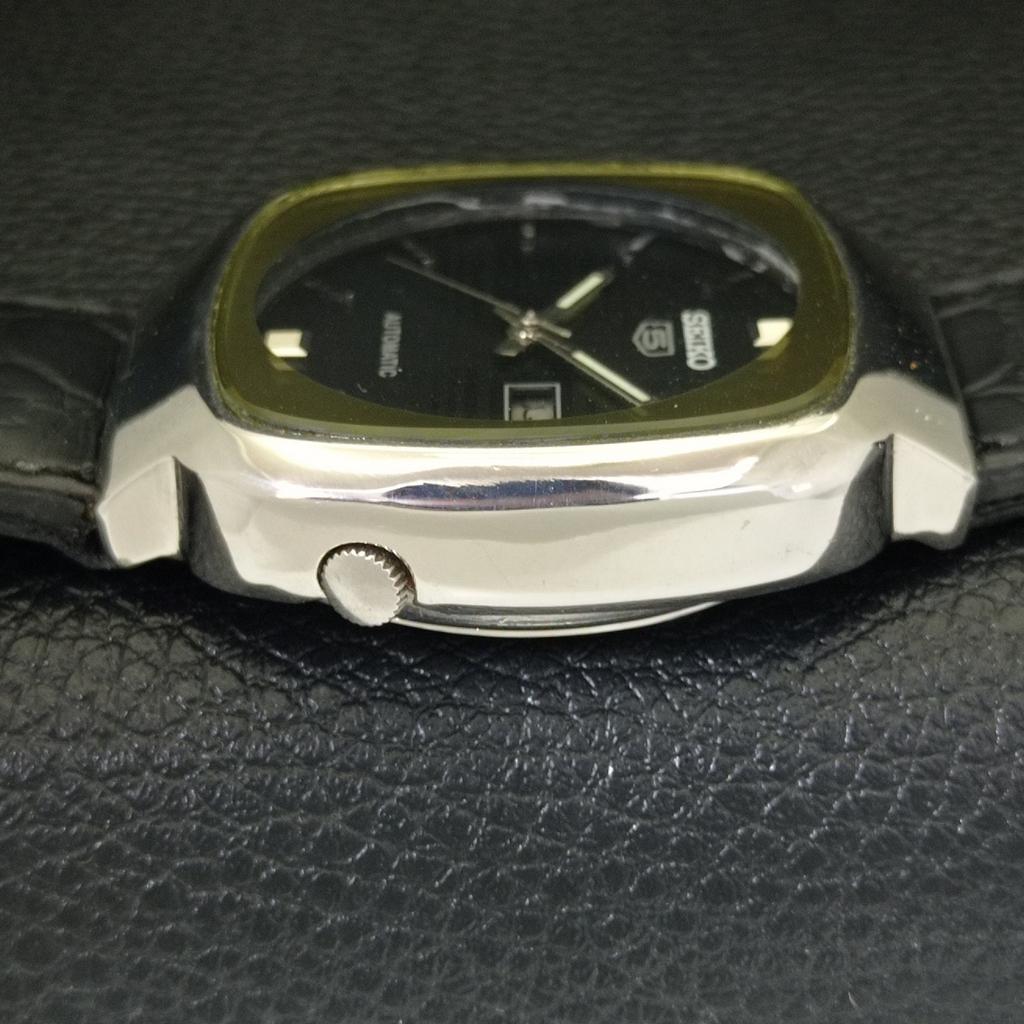 AUTOMATIC VINTAGE SEIKO 5 JAPAN 7009A MENS BLACK COLOR DIAL WATCH A702361-5 R124-a702361