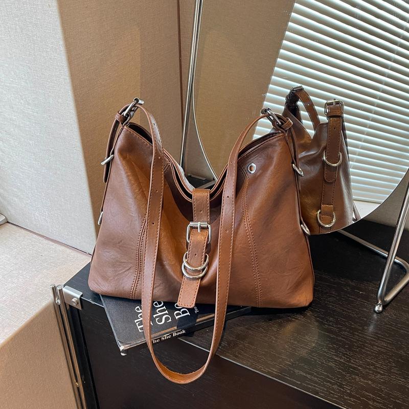 Large-capacity Fashionable Tote Bag - Versatile for School and Commuting - Single Shoulder Crossbody Bag