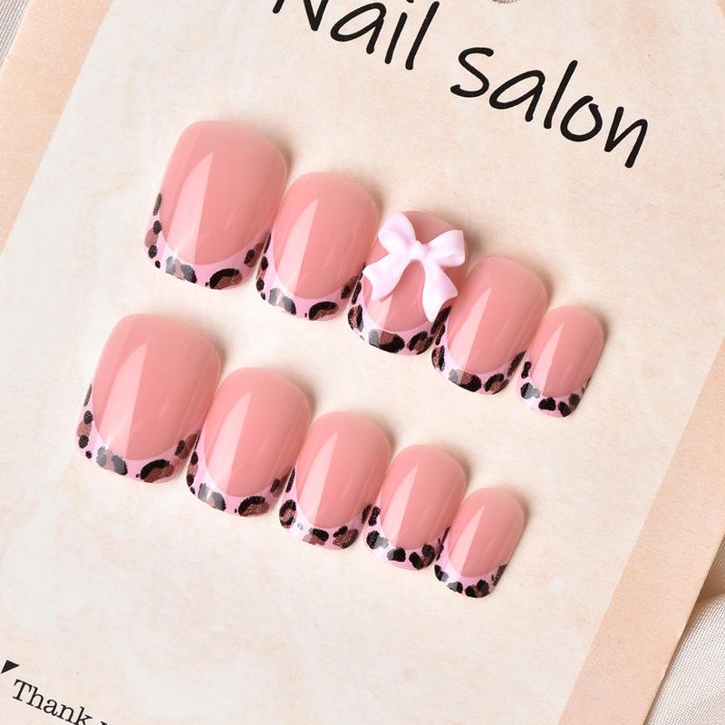 24-Piece Bow Leopard Print Detachable False Nails - Short Wearable European American Nail Tips
