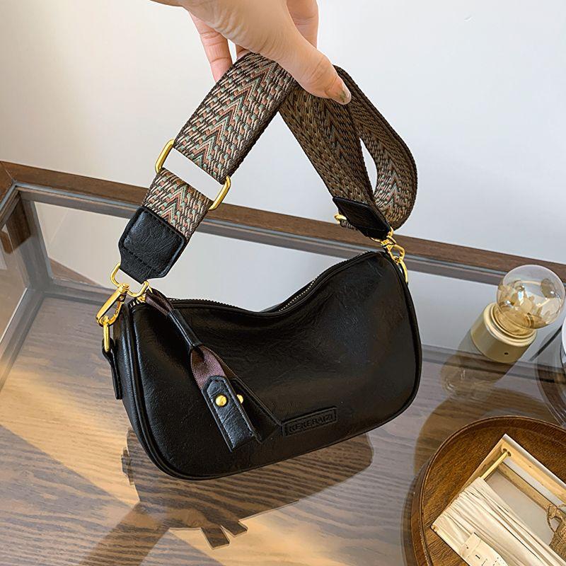 Boston Bag Women's New High-end Baguette Shoulder Bag Is Popular This Year, Broadband Oblique Span Small Pillow