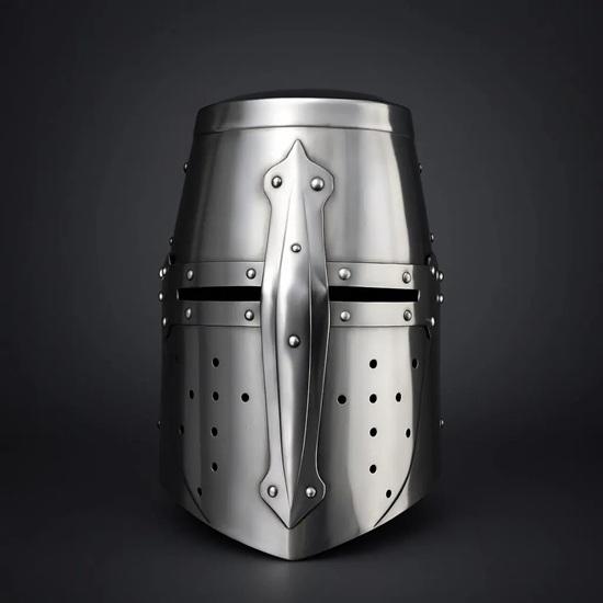 

Ручной работы Средневековый великий шлем XIV века Идеально подходит для ярмарки эпохи Возрождения, косплея, LARP, костюма на Хэллоуин Аутентичная реплика стальных доспехов