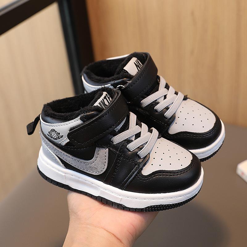 

Children s sports shoes for boys and girls, mid-top shadow gray sneakers, winter cotton shoes, soft-soled toddler shoes for boys and girls 16-20Take a photo with on чёрный