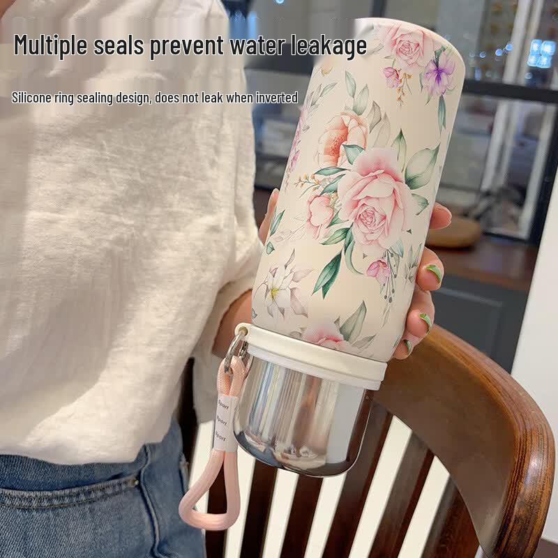 Chinesische Retro-Pfinsten-Druck Isolierte Wasserflasche