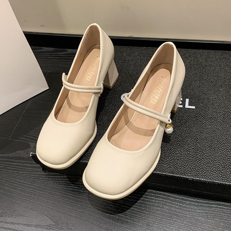 

Весна 2025 новая корейская версия туфель Мэри Джейн с круглым носком и стразами, мелкая эластичная лента, квадратный каблук, высокий каблук, женская обувь 40 бежевый