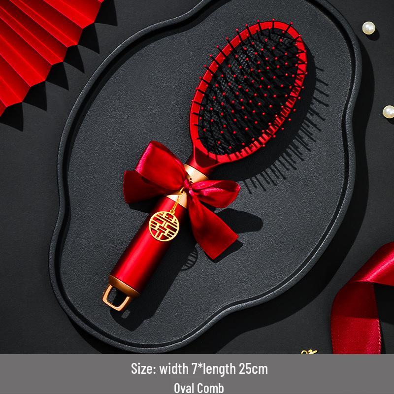 

Роскошный набор деревянных расчесок с красной подушкой для приданого невесты - Премиальная свадебная коллекция
