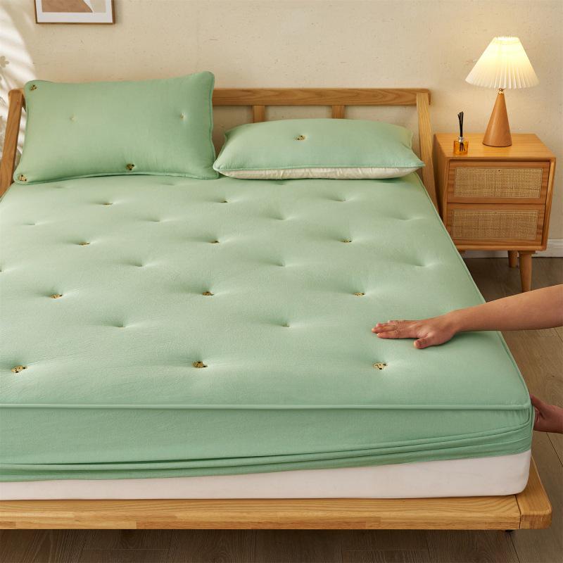 Washed Cotton Quilted Fitted Sheet - Solid Color, Full Wrap, Protective Cover for Home & Dormitory