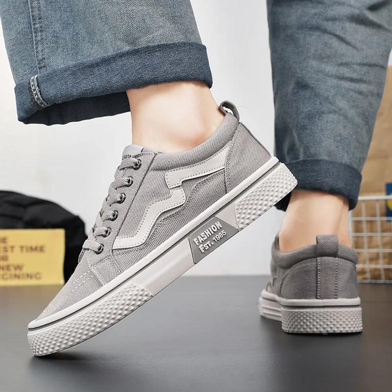 2026 New Men's Shoes Classic Low-top Canvas Shoes Men's Middle School Students Casual Board Shoes