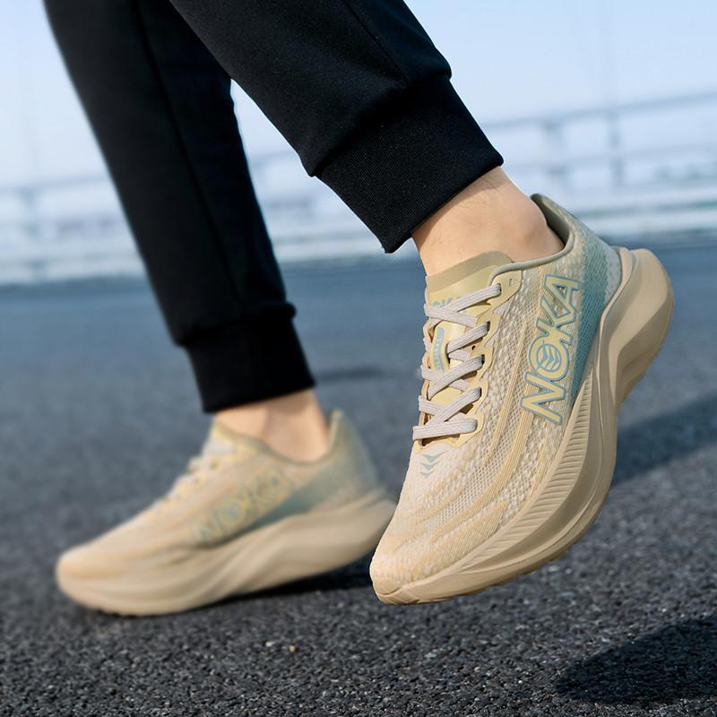 Fashion Breathable Sports Shoes Men Thick Sole Sneakers Woman Lightweight Mesh Sneakers for Women Anti-slip Outdoor White Casual Shoes