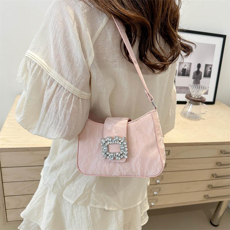 2024 Trendy Fashion Pu Shoulder Bag For Women Chic Underarm Design Medium Size
