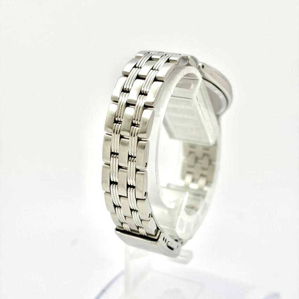 [Operation] SEIKO Solar Shell Ladies Watch Silver V110-0AH0 8D0188