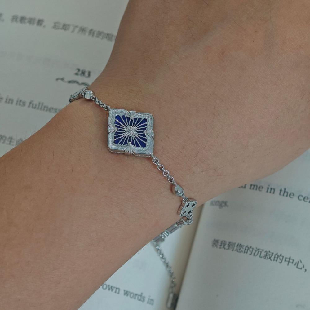Four-leaf Clover Bracelet for Women Natural White Mother-of-pearl Three-flower Bracelet Accessible Luxuryclassy Bracelet