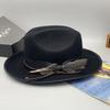 Vintage Woolen Top Hat Men'S And Women'S Wide-Brimmed Jazz Hat British Style Feather Decorative Versatile Hat