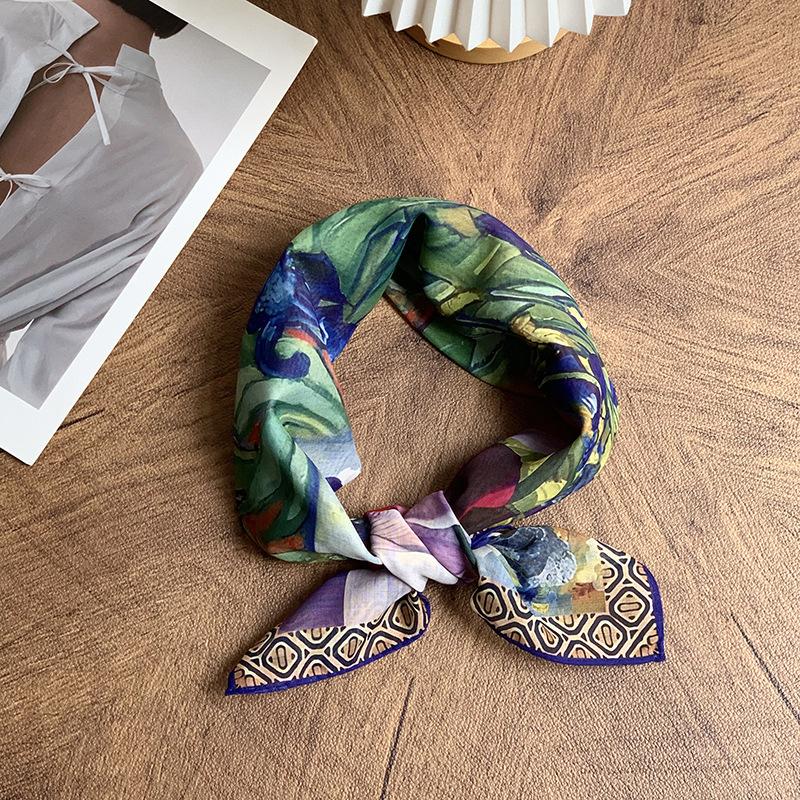 

Silk scarf neck small square scarf high sense summer new thin shirt small scarf scarf shawl headscarf headband