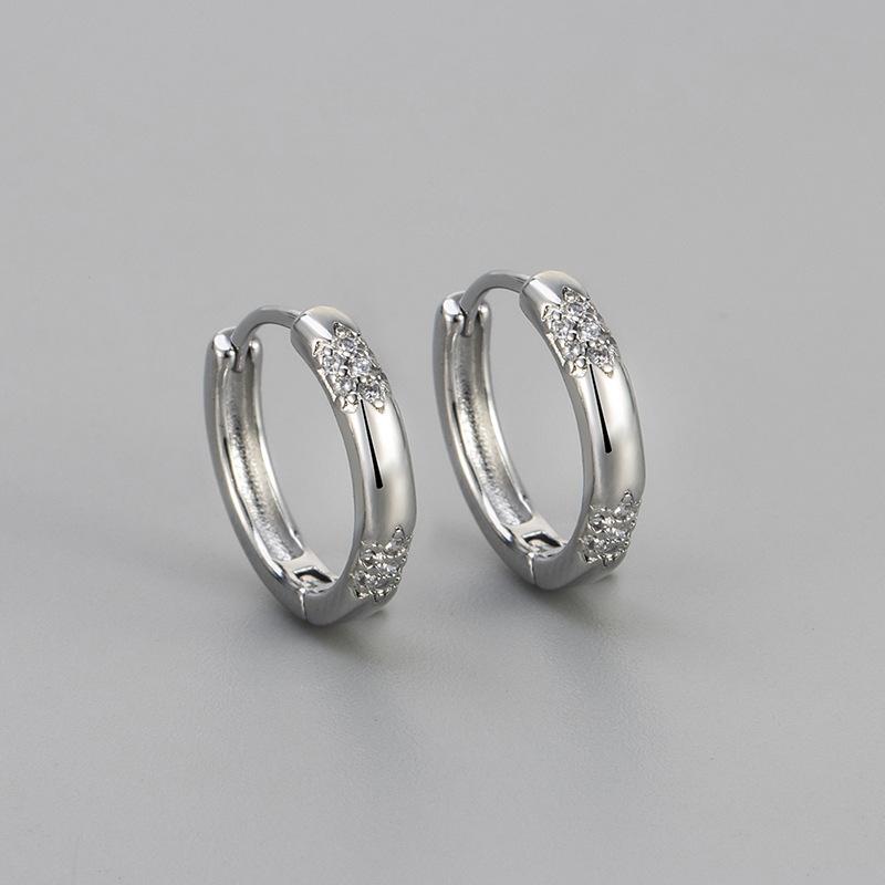 Серьги-кольца со стразами One Size