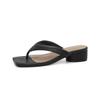 648-1 Nische Keilabsatz Flip-Flops Für Damen Sommerurlaub Stil Quadratischer Zehenbereich Coole Hausschuhe