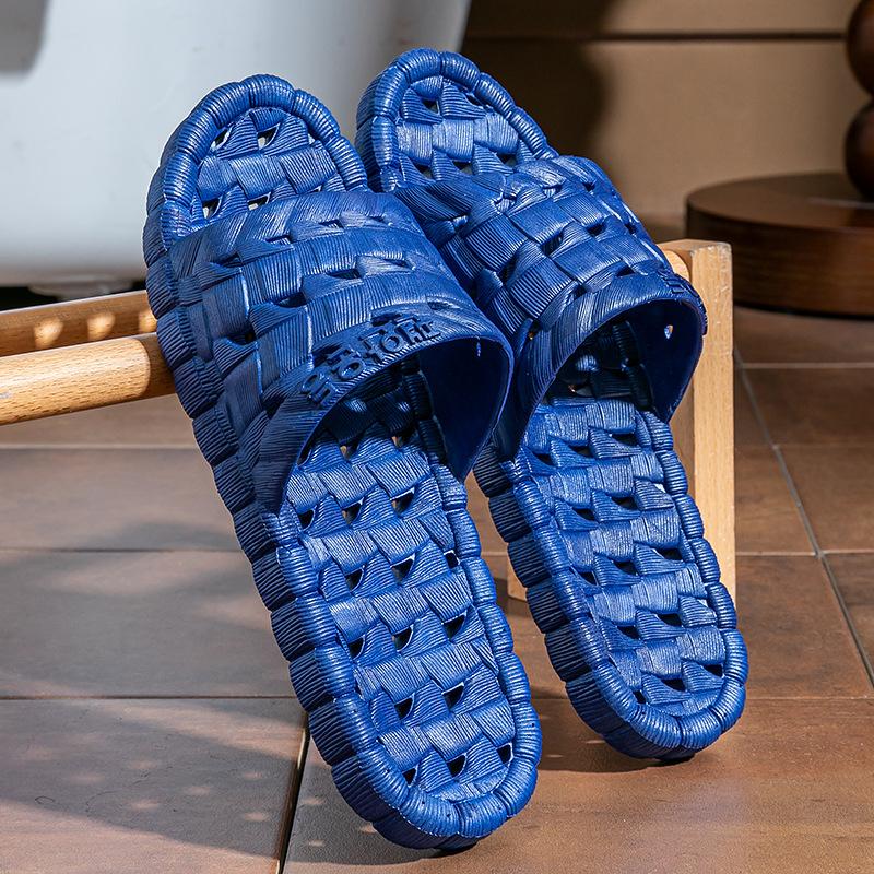 

Крутые тапочки женские домашние для ванной комнаты водонепроницаемые нескользящие домашние комнатные летние для ванной 44-45