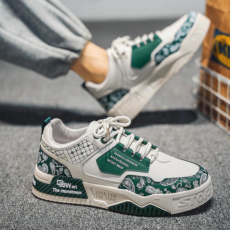 Leder Kaschublumenfarbabstimmung Low-Top College-Stil Lässige Sport-Board-Schuhe Dicksohlige Erhöhung Herrenschuhe