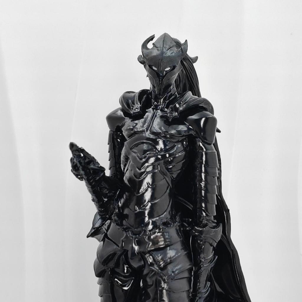 Knight Chief Yegrit Scarlet Knight Shadow Knight Hand-made Mold,12*17.5*22 Cm