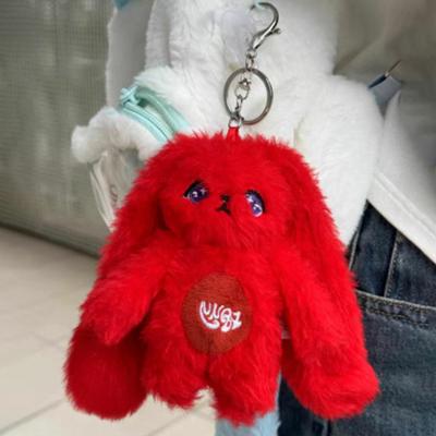 Llavero de muñeca de 15 cm, muñeco de peluche de conejo rojo de dibujos animados, colgante para bolso, llavero con relleno de algodón PP, juguete de peluche corto suave, regalo para fanáticos