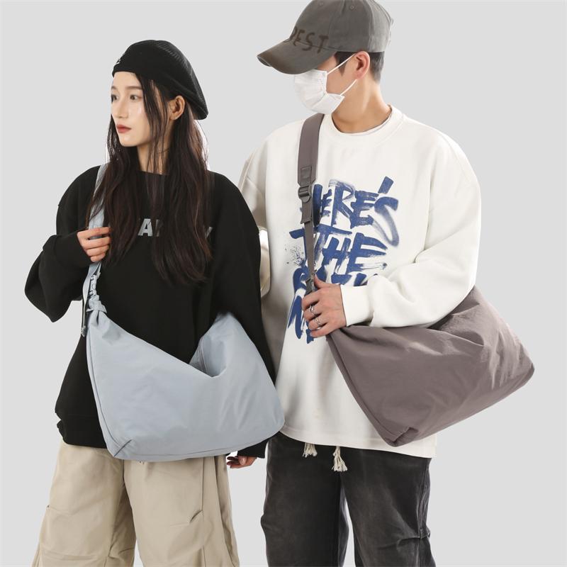 Lightweight Crossbody Bag Unisex Sports Commuter Shoulder Bag