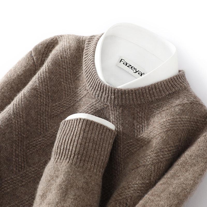 Men's Thick Wool Knit Sweater - Autumn/Winter, Round Neck, Solid Color, Loose Fit, Business Casual.