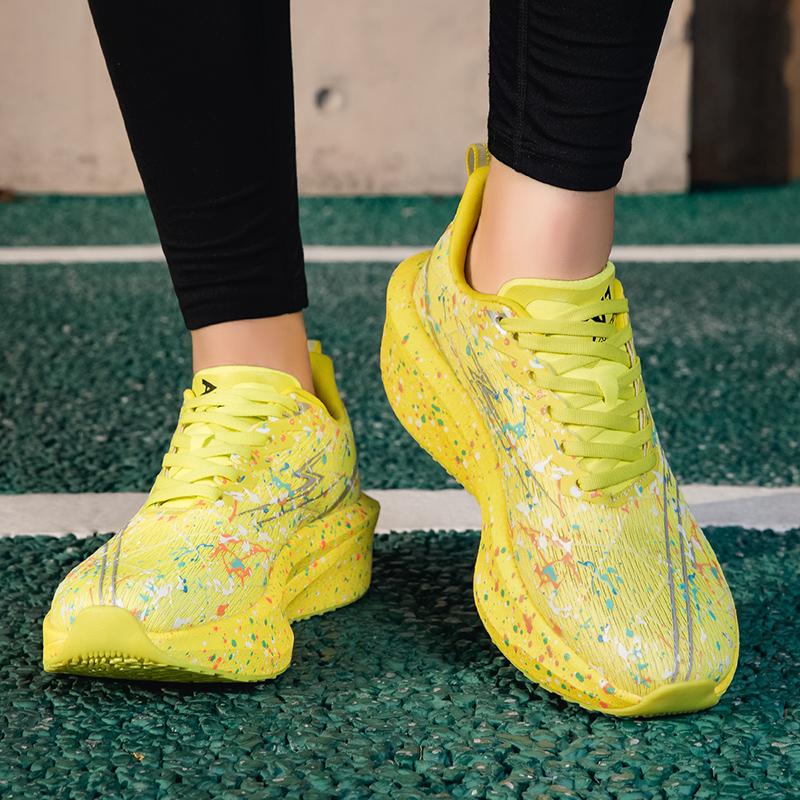 Lightweight Running Sports Shoes Men Women Damping Sneakers Breathable Mesh Trainers Anti-slip Tennis Basketball Training Shoes