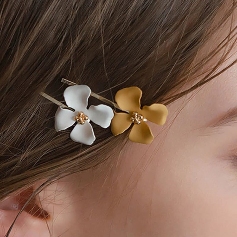 

Dana Burton Jasmine Flower Hairpin Red