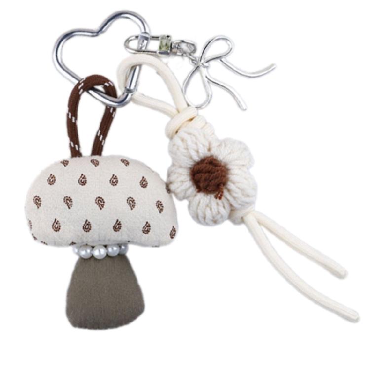 Heart Keyring Creative Car Key Chain Hanging Ornament Cartoon Mushroom Keychain Pendant Bag Charm Flowers Keychain