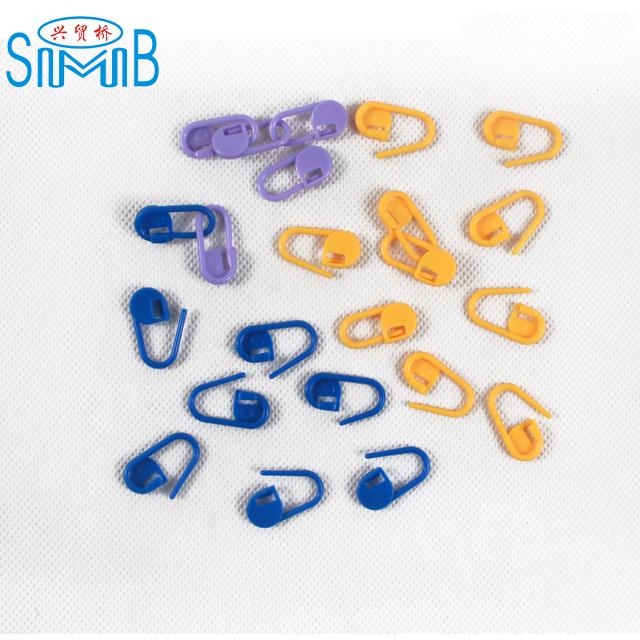 Factory Sale Knitting Accessories Plastic Locking Stitch Markers Crochet Latch Knitting Needle Clip Hook