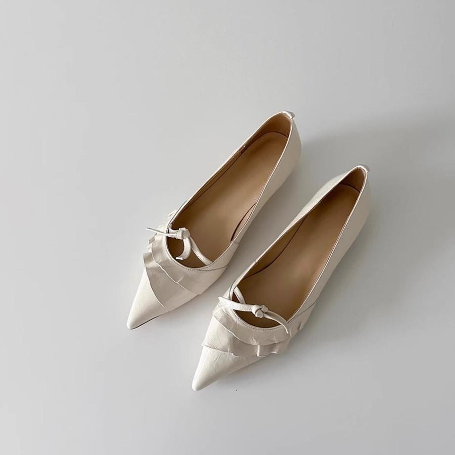 Sheepskin Version~ Design Sense Niche New Pointed Lotus Leaf Edge Shallow Mouth Leather One Pedal Versatile Flat Shoes Single Shoes